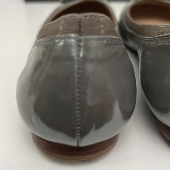 Kate Spade Tock Bow Ballet Flats in Lite Grey Patent Leather Women’s Size 7.5 - Picture 7 of 16